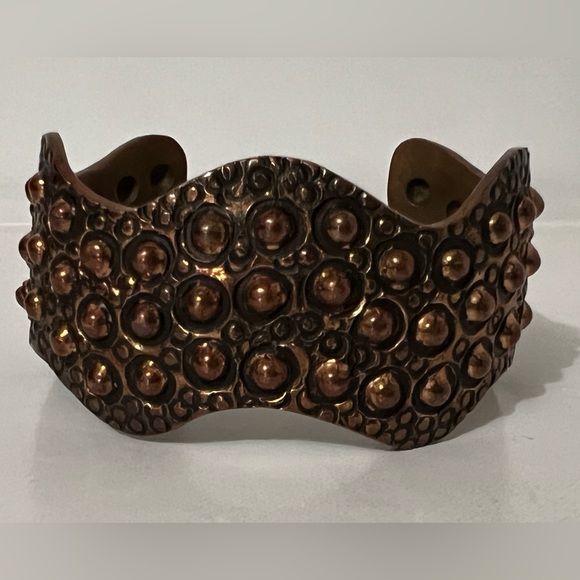 Vintage Navajo Ronnie Willie Signed Copper Cuff Bracelet - Picture 12 of 16